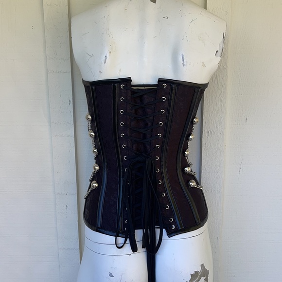 ❗️SOLD❗️EUC- STEAMPUNK SILVER CHAIN & CLASP W/ ORIENTAL DRAGON & FLORAL DESIGN - Picture 7 of 11